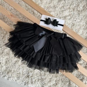 tutu-krilce-črna